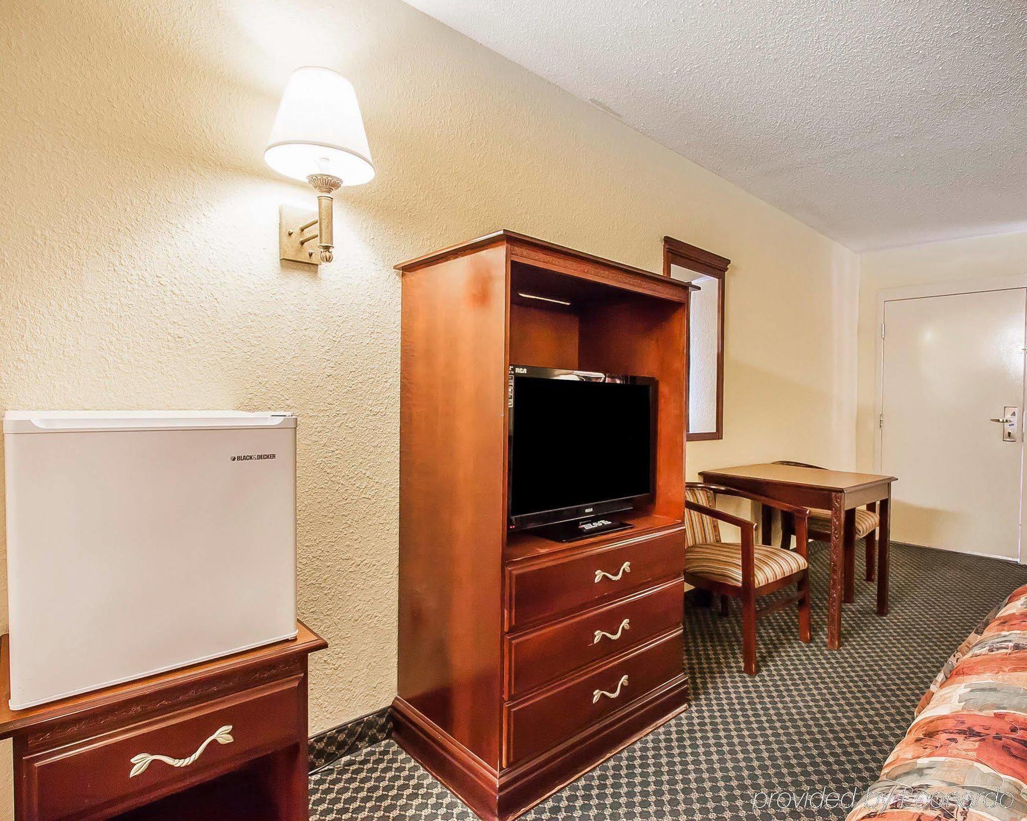 Rodeway Inn Prattville I-65 Buitenkant foto