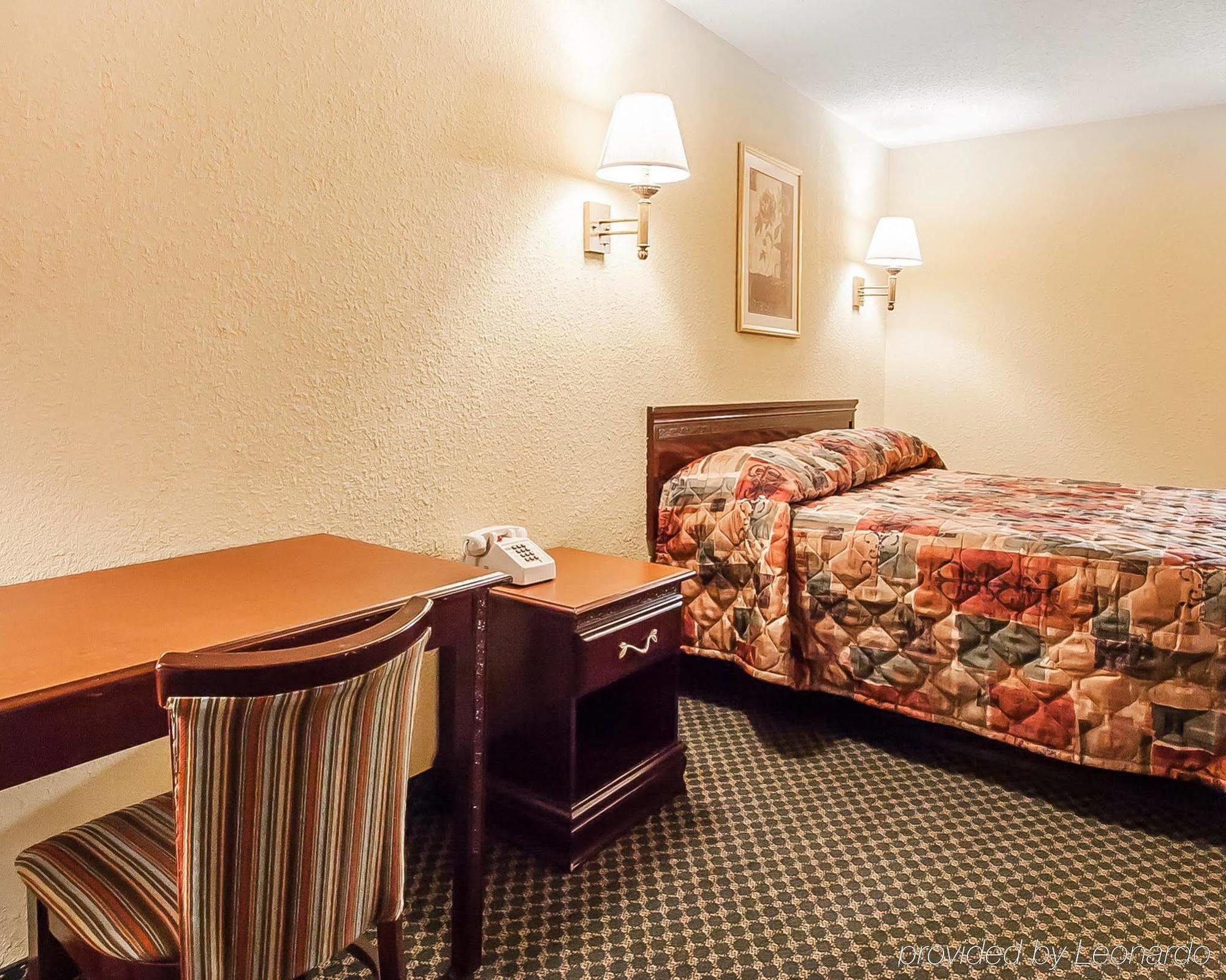 Rodeway Inn Prattville I-65 Buitenkant foto